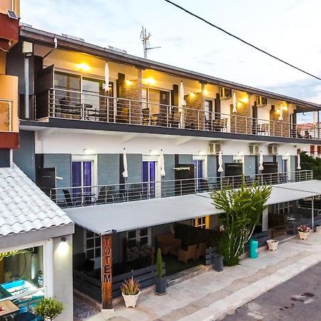 Nikolaidis Apartments ネア・プラギア エクステリア 写真