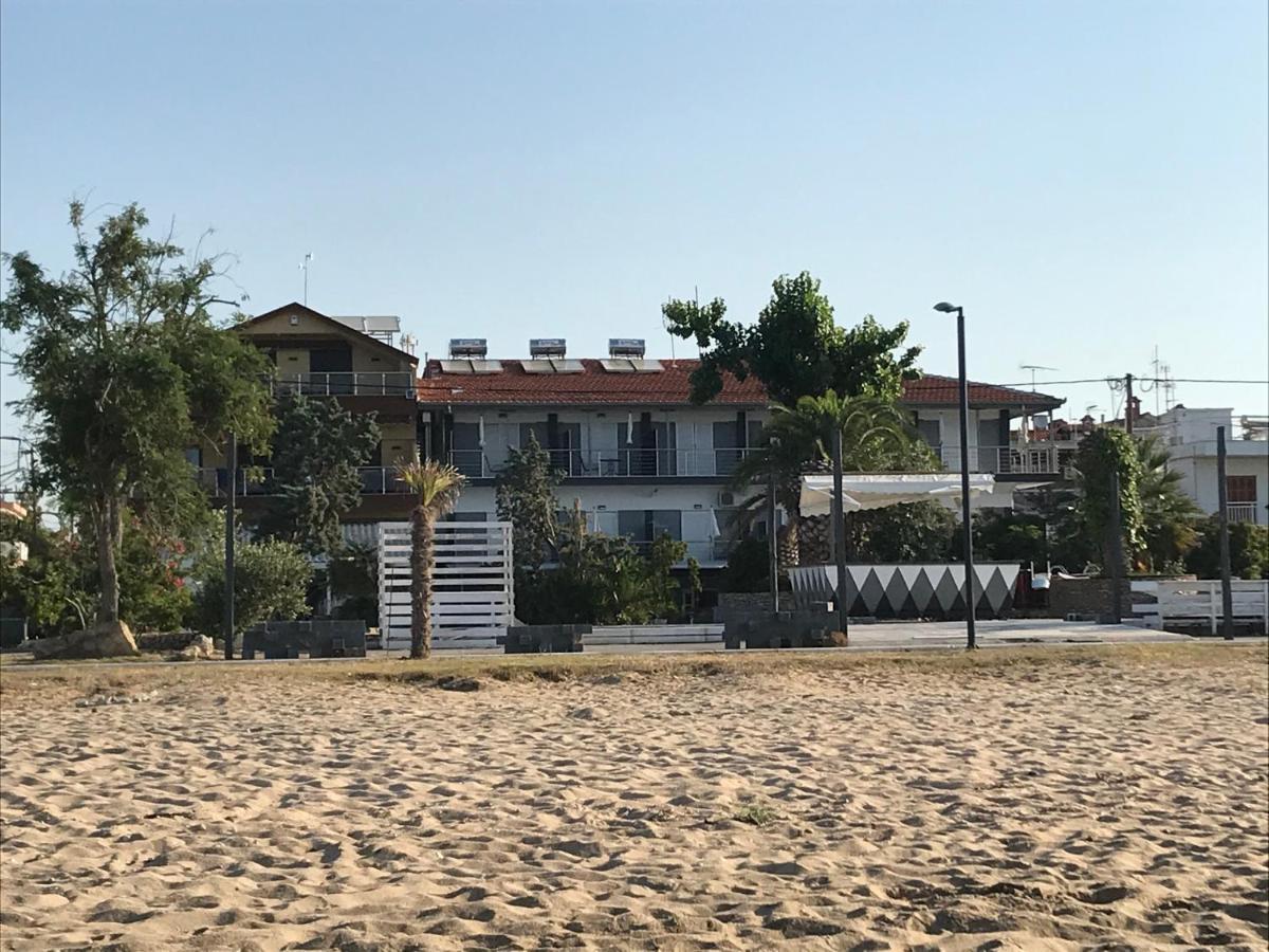 Nikolaidis Apartments ネア・プラギア エクステリア 写真