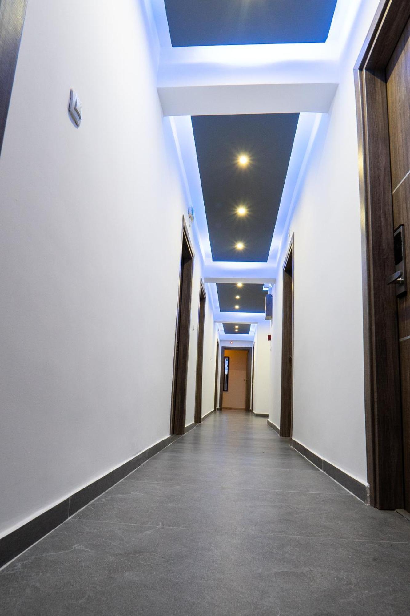 Nikolaidis Apartments ネア・プラギア エクステリア 写真