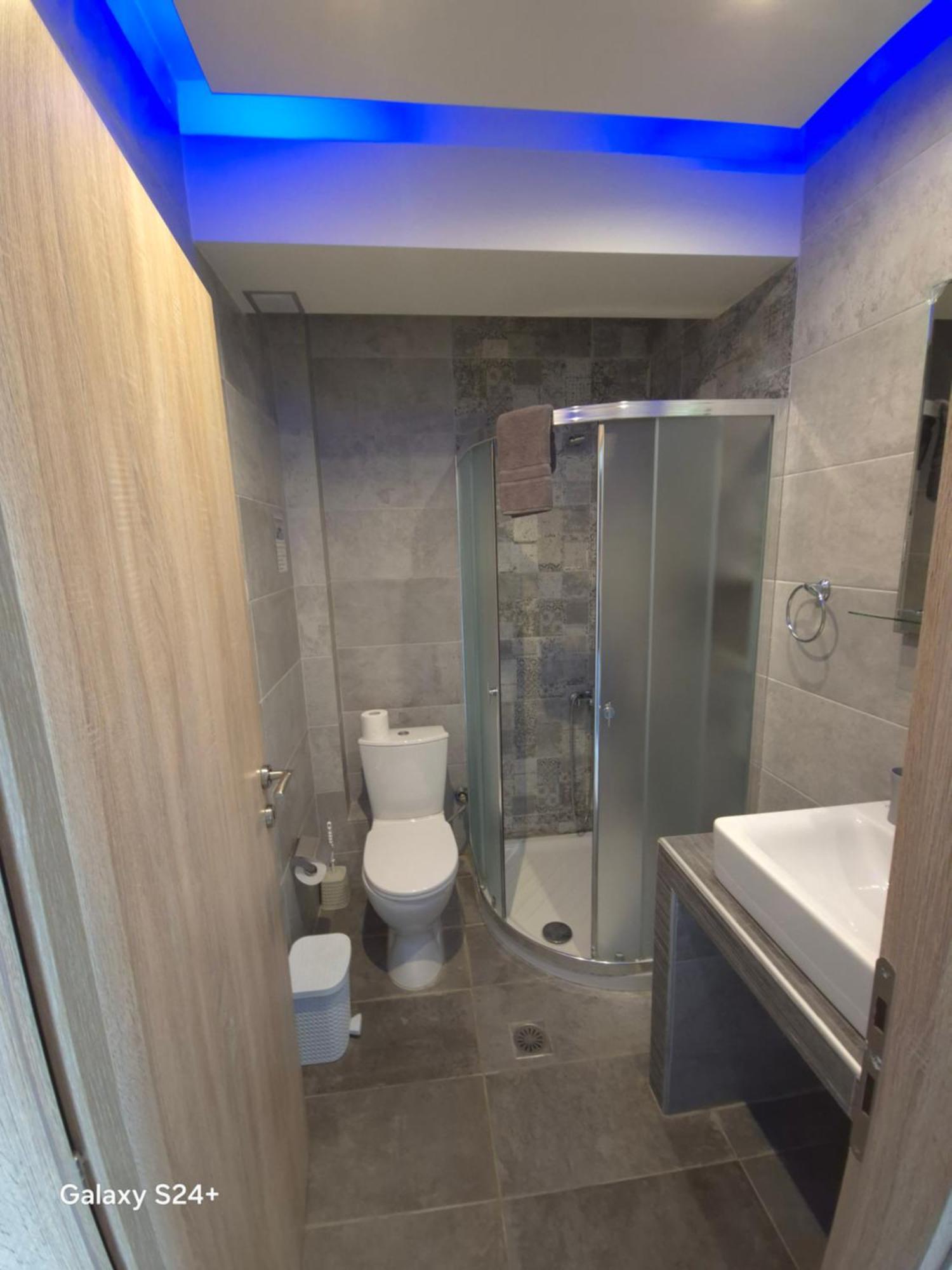 Nikolaidis Apartments ネア・プラギア エクステリア 写真