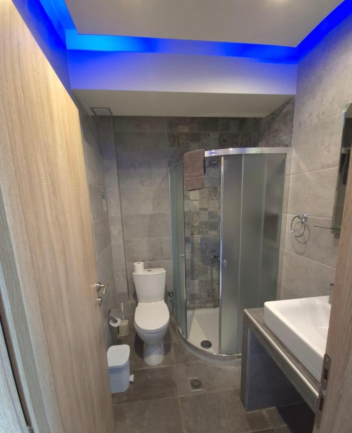 Nikolaidis Apartments ネア・プラギア 部屋 写真